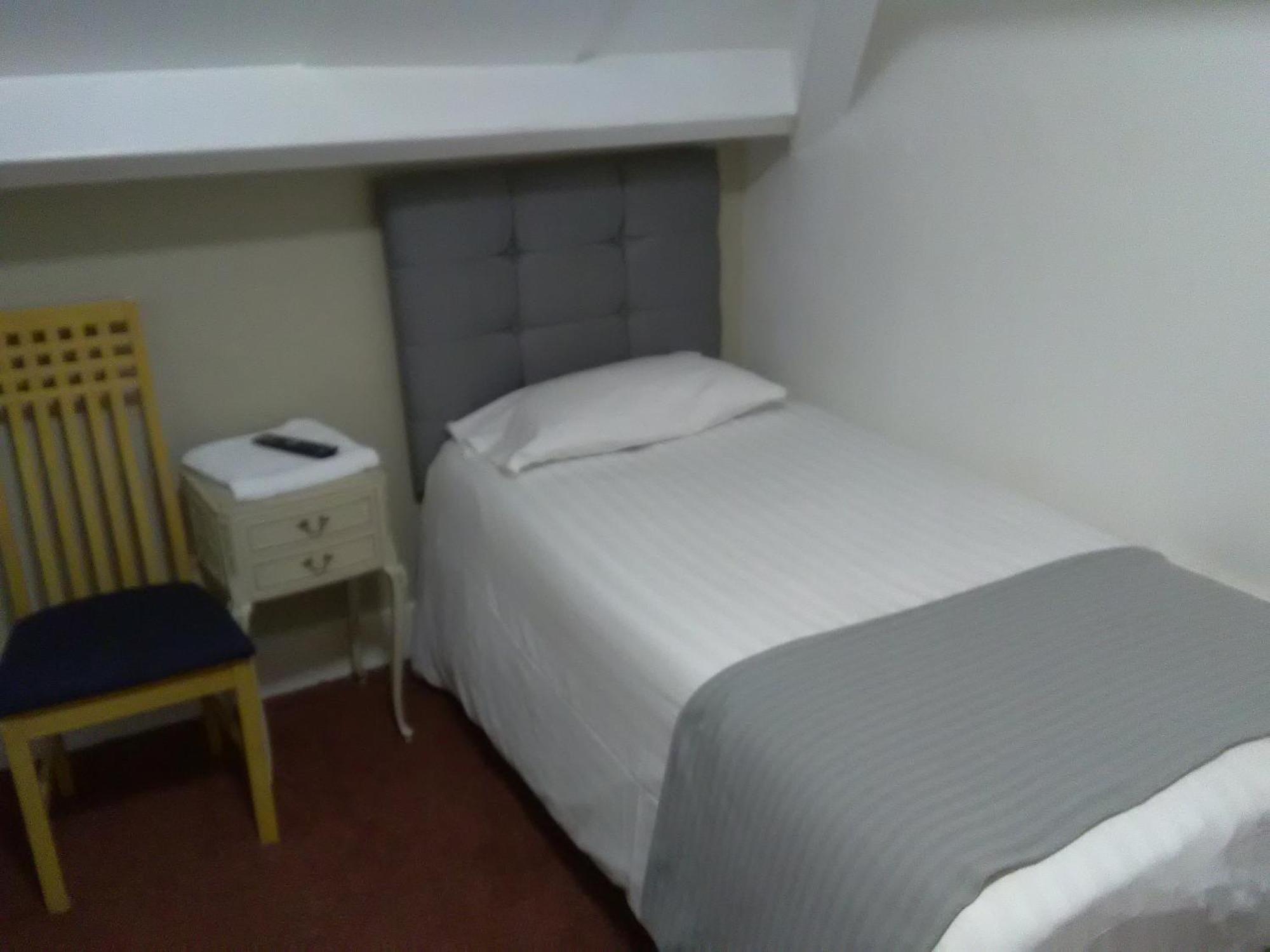 Clifton Hotel Newcastle 客房 照片